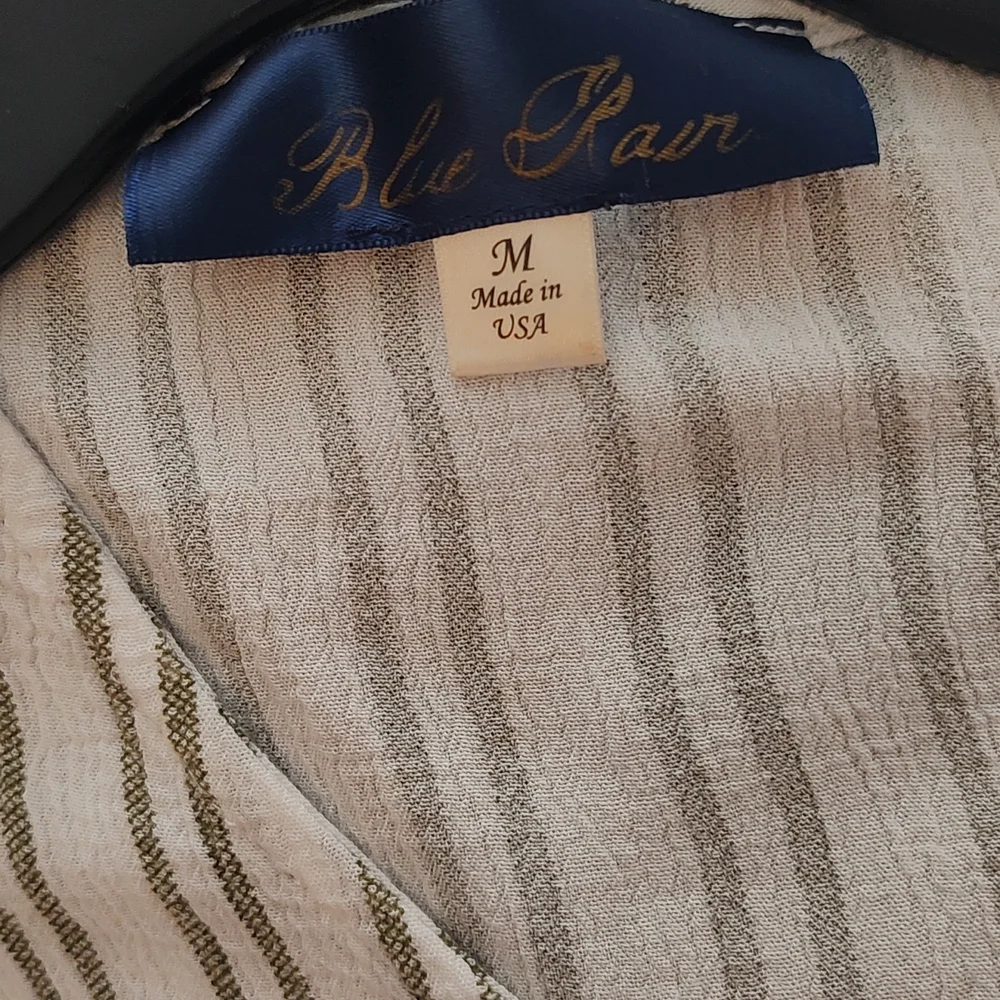 BLUE RAIN  White and Green Striped button and tie top - Picture 3 of 3
